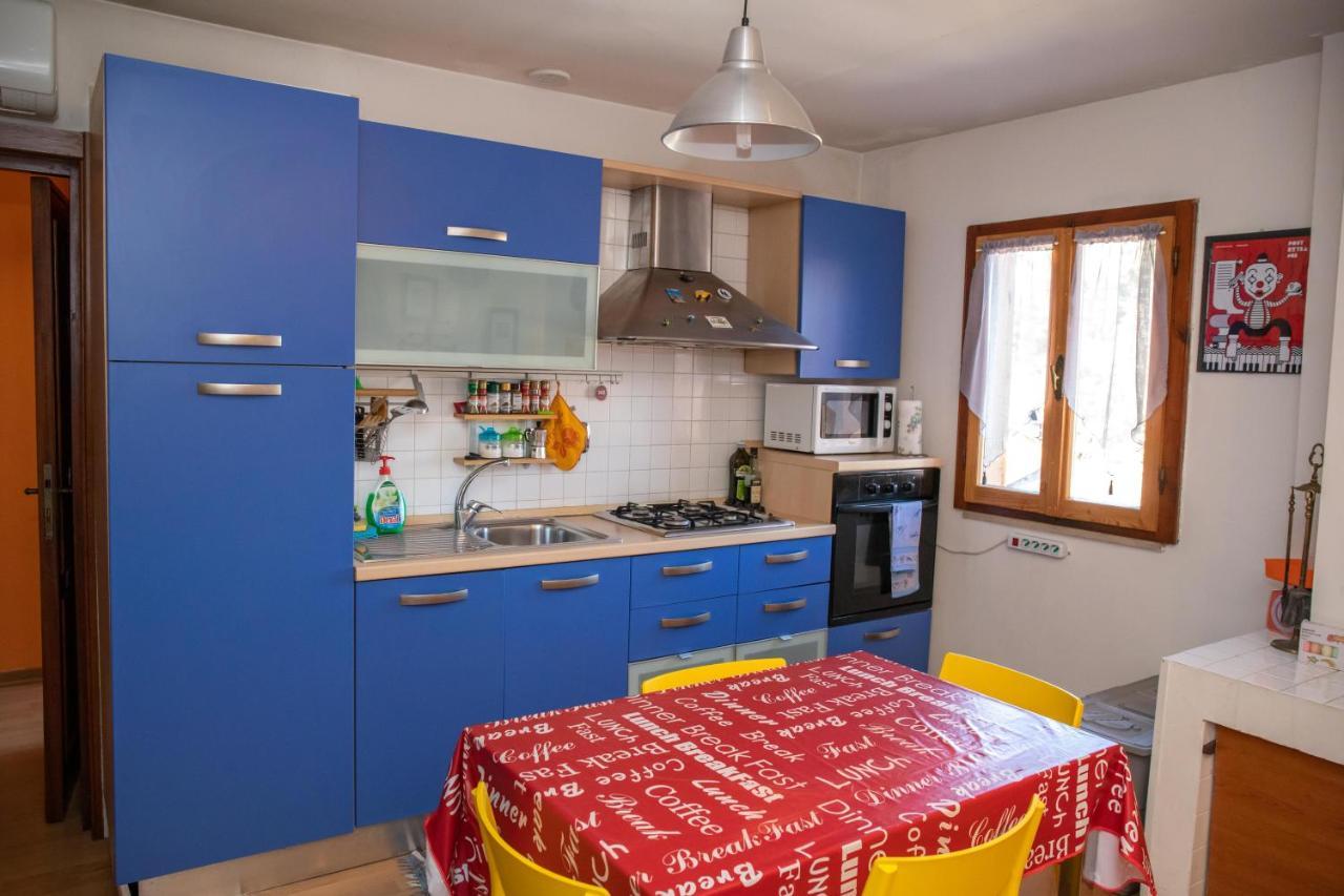 La Conca Apartment: A View On The Roman Aqueduct Perugia Exterior photo