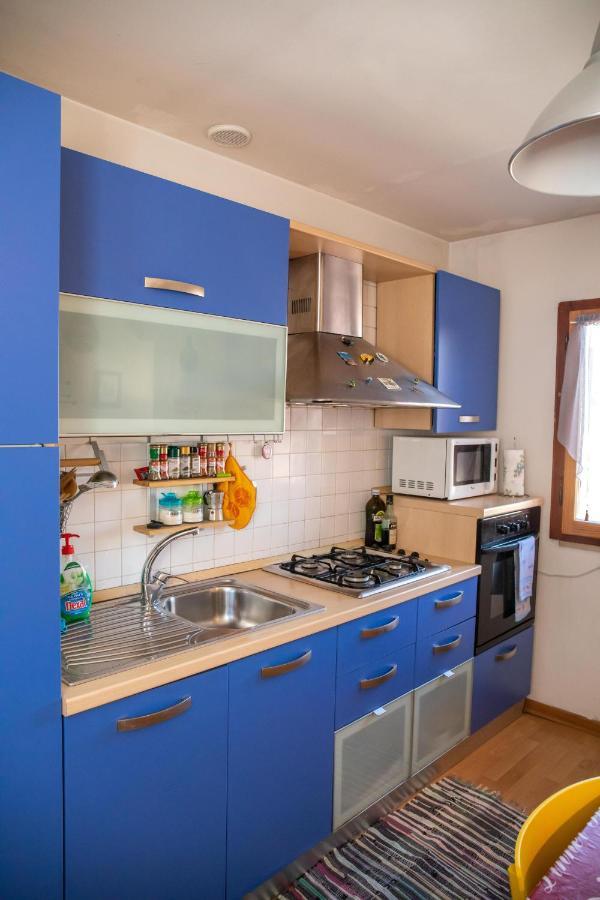 La Conca Apartment: A View On The Roman Aqueduct Perugia Exterior photo