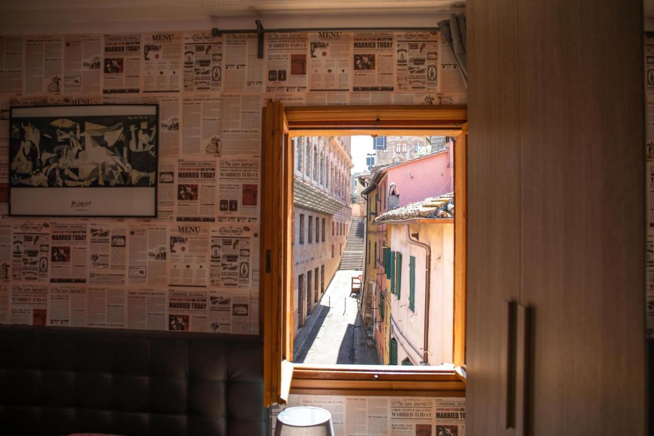 La Conca Apartment: A View On The Roman Aqueduct Perugia Exterior photo