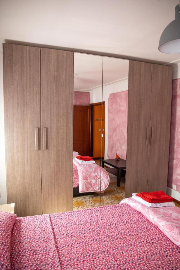 La Conca Apartment: A View On The Roman Aqueduct Perugia Exterior photo